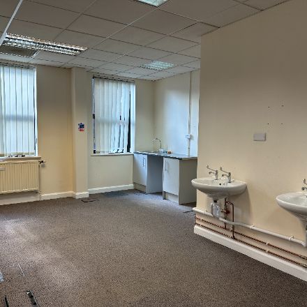 Office in Newton Abbot - photo 4